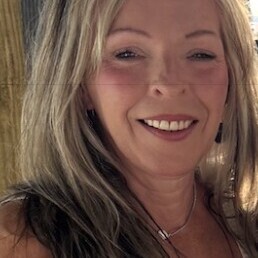 Debbie Juneau-Hodge